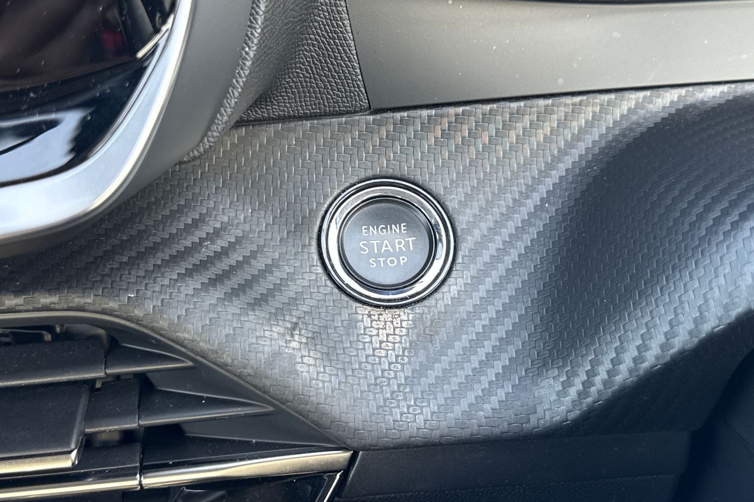 Used Peugeot 2008 2022 for sale - 76416609: Photo 53