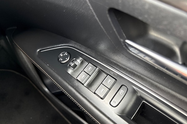 Used Peugeot 3008 2022 for sale - 76286624: Photo 45