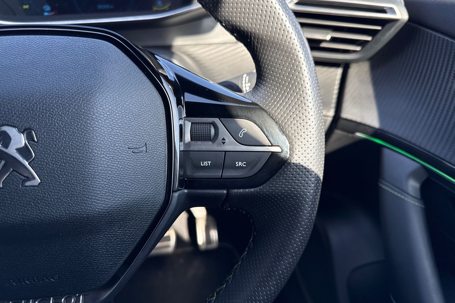 Used Peugeot 2008 2022 for sale - 77943683: Photo 40