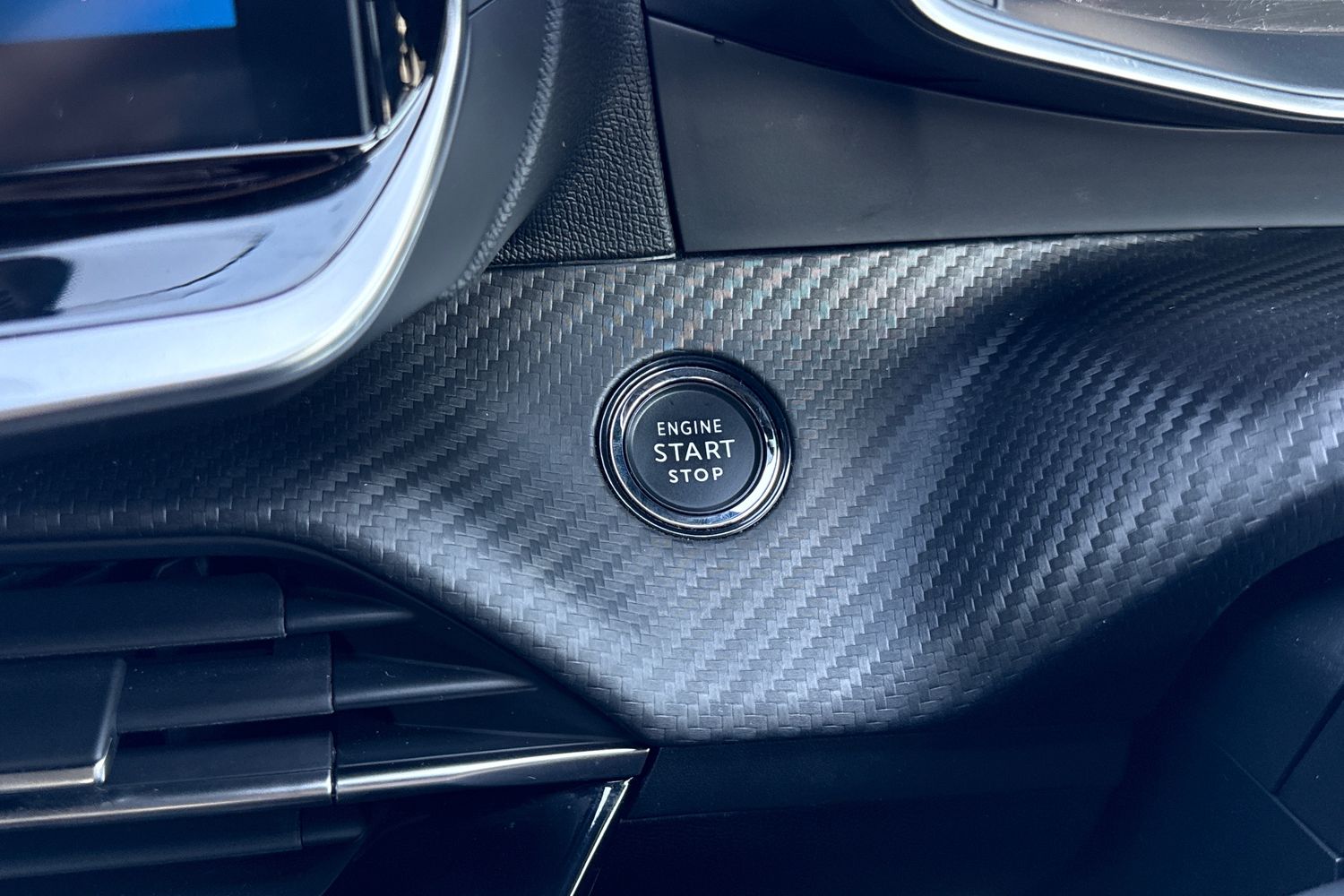 Used Peugeot 2008 2022 for sale - 77943683: Photo 56