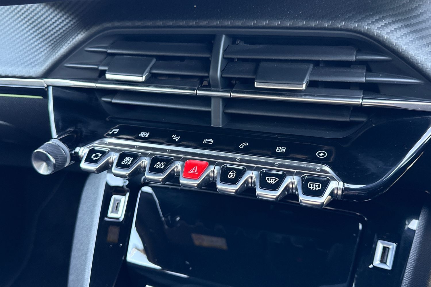 Used Peugeot 2008 2022 for sale - 77943683: Photo 57