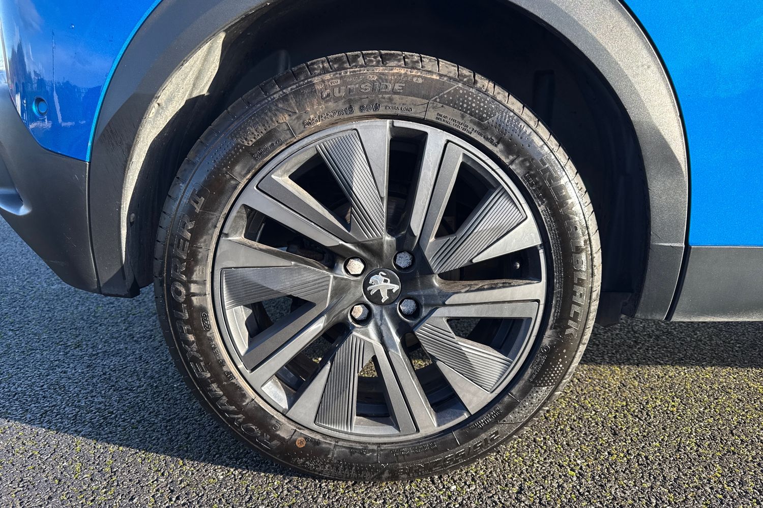 Used Peugeot E-2008 2022 for sale - 76782959: Photo 10