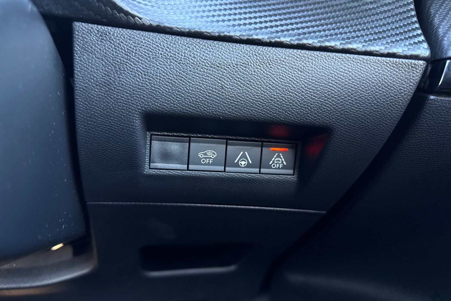 Used Peugeot E-2008 2022 for sale - 76782959: Photo 42