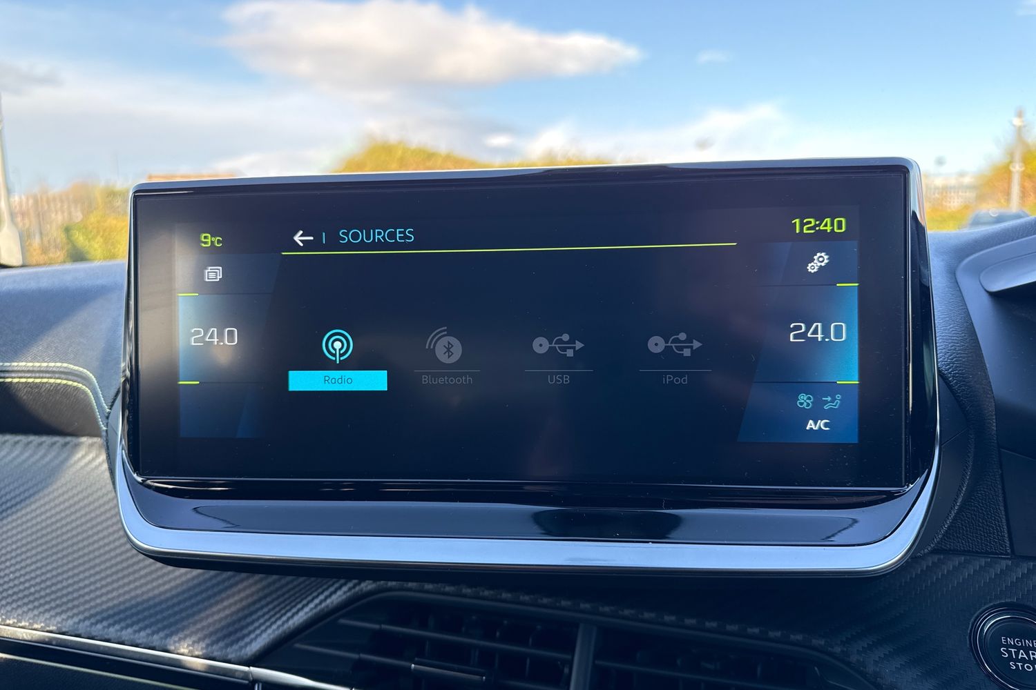 Used Peugeot E-2008 2022 for sale - 76782959: Photo 47