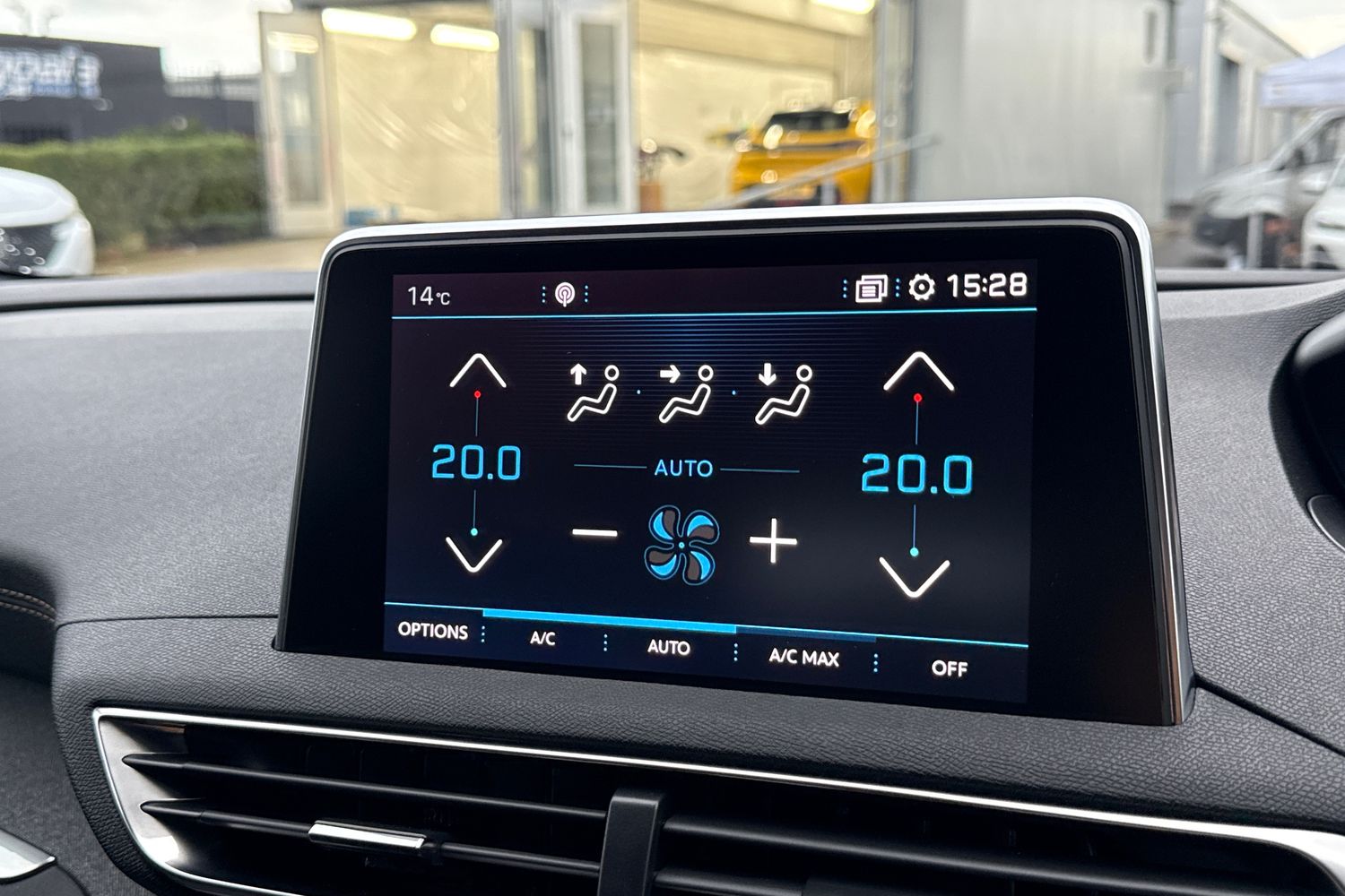 Used Peugeot 3008 2019 for sale - 76553551: Photo 21