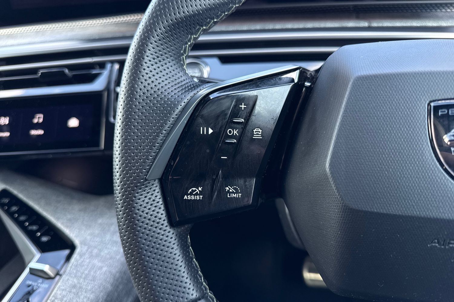 Used Peugeot 3008 2025 for sale - 77842841: Photo 38