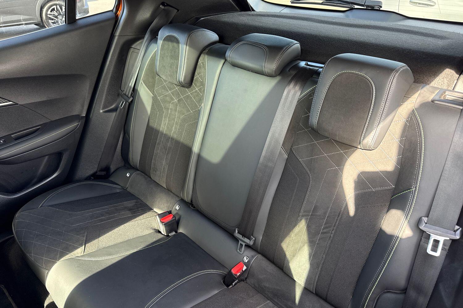 Used Peugeot E-2008 2022 for sale - 77919283: Photo 14