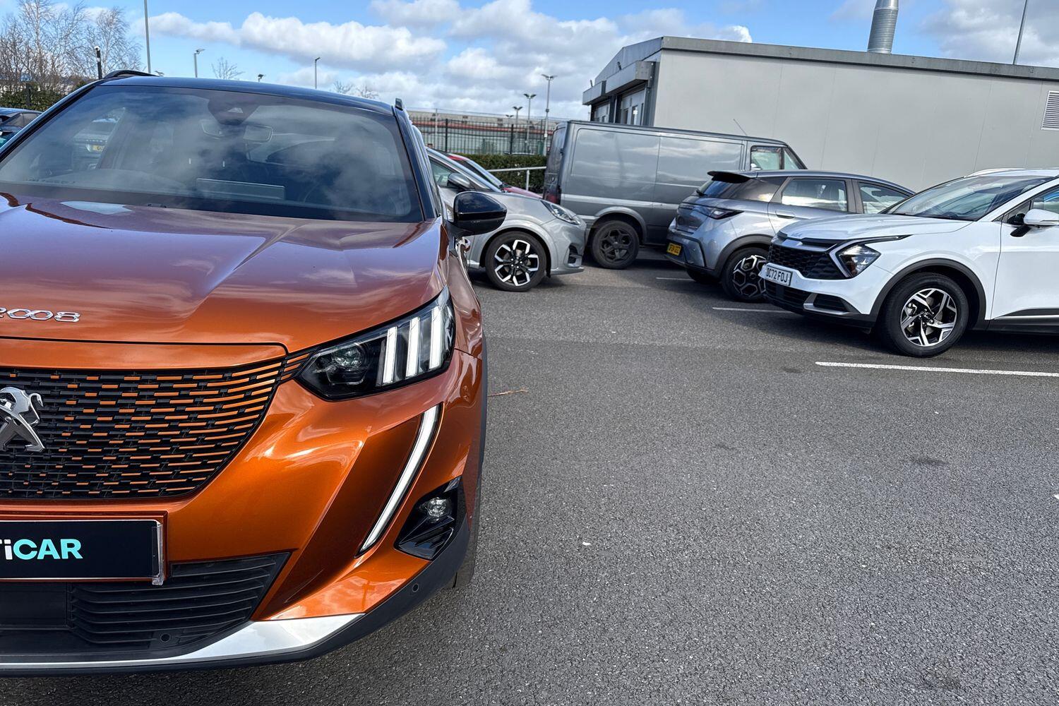 Used Peugeot E-2008 2022 for sale - 77919283: Photo 26