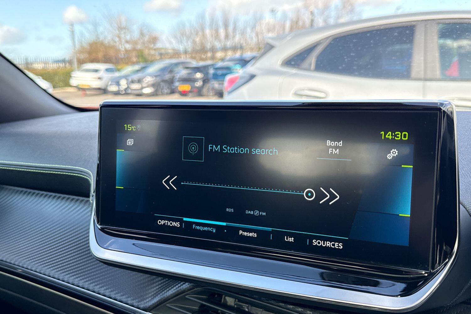 Used Peugeot E-2008 2022 for sale - 77919283: Photo 47