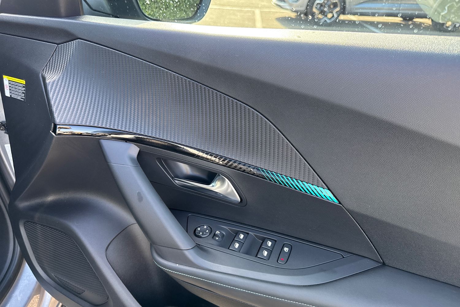 Used Peugeot 2008 2023 for sale - 77943677: Photo 17