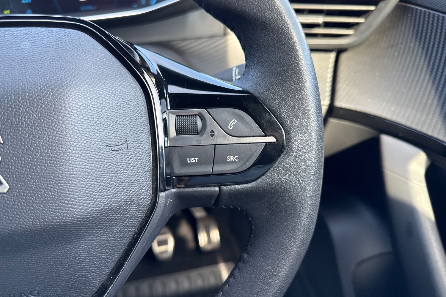 Used Peugeot 2008 2023 for sale - 77943677: Photo 39