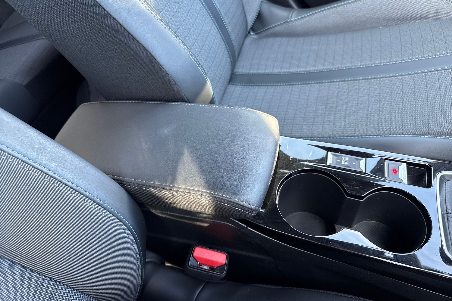 Used Peugeot 2008 2023 for sale - 77943677: Photo 59