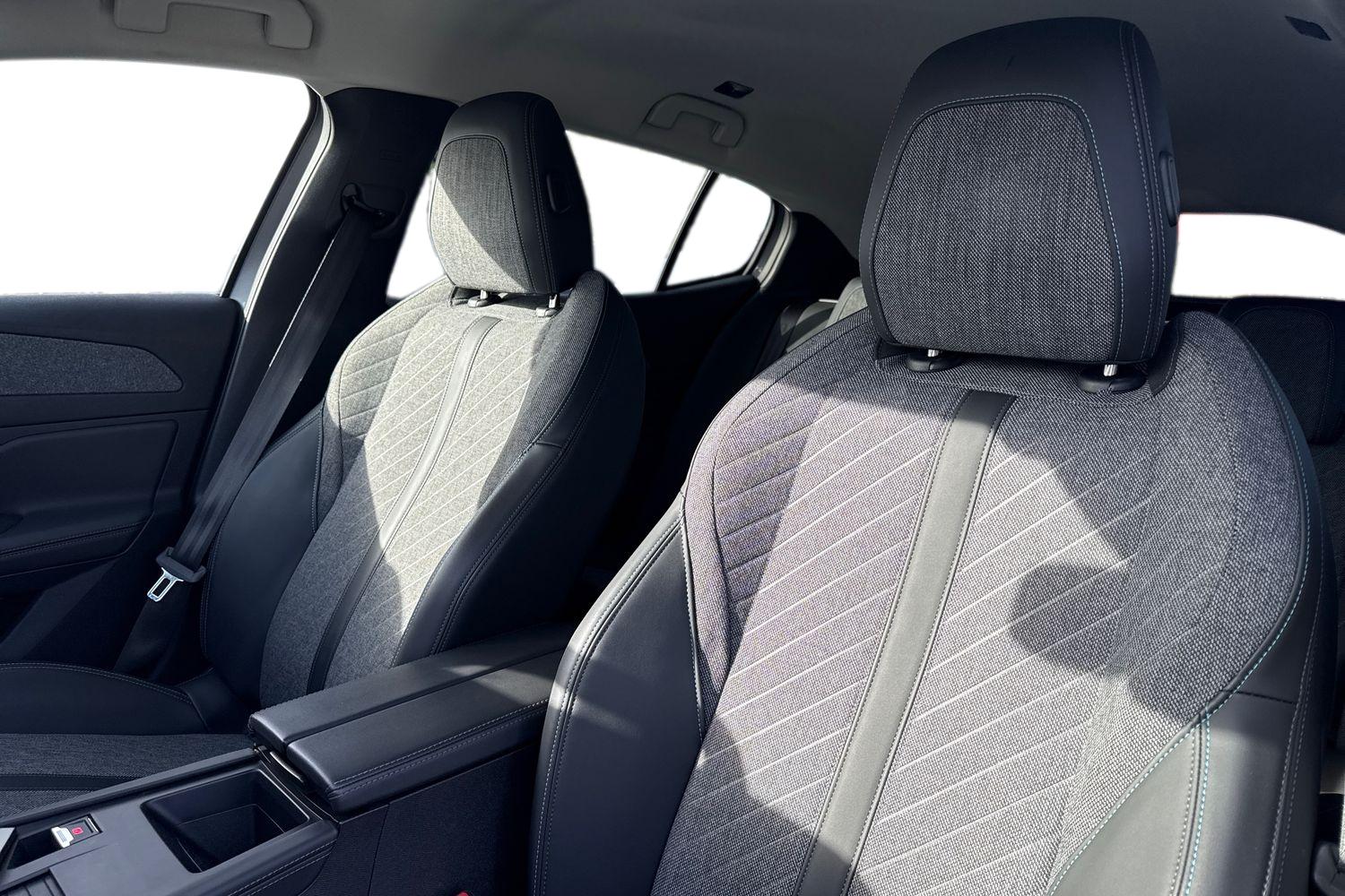 Used Peugeot 408 2024 for sale - 76405871: Photo 15