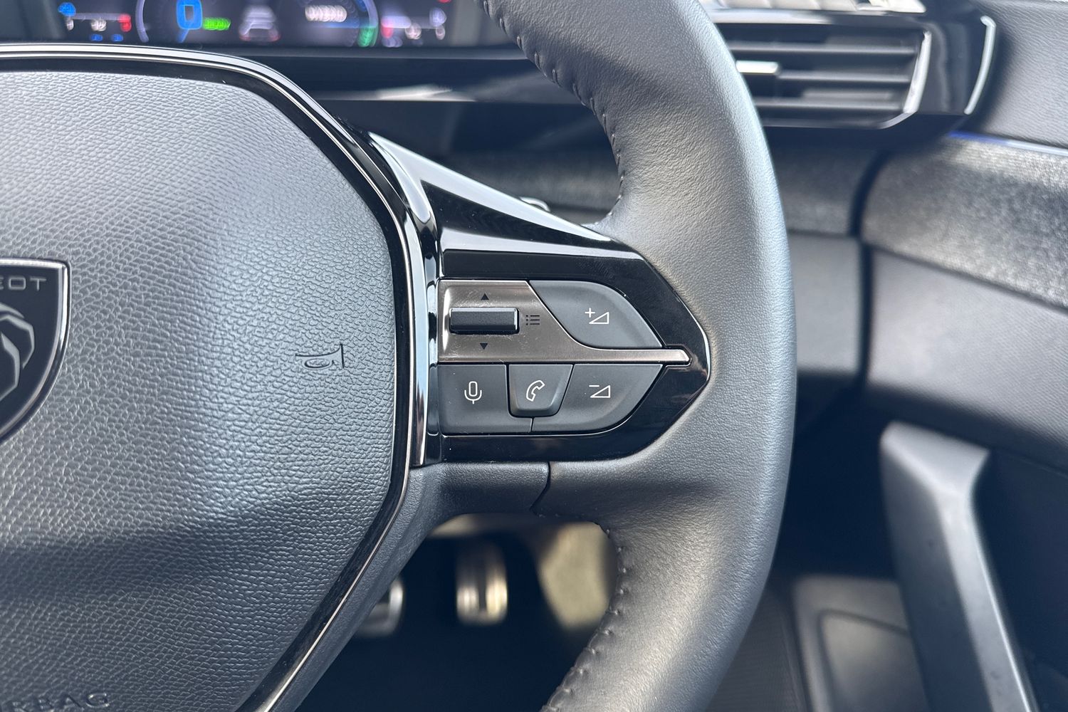 Used Peugeot 408 2024 for sale - 76405871: Photo 40