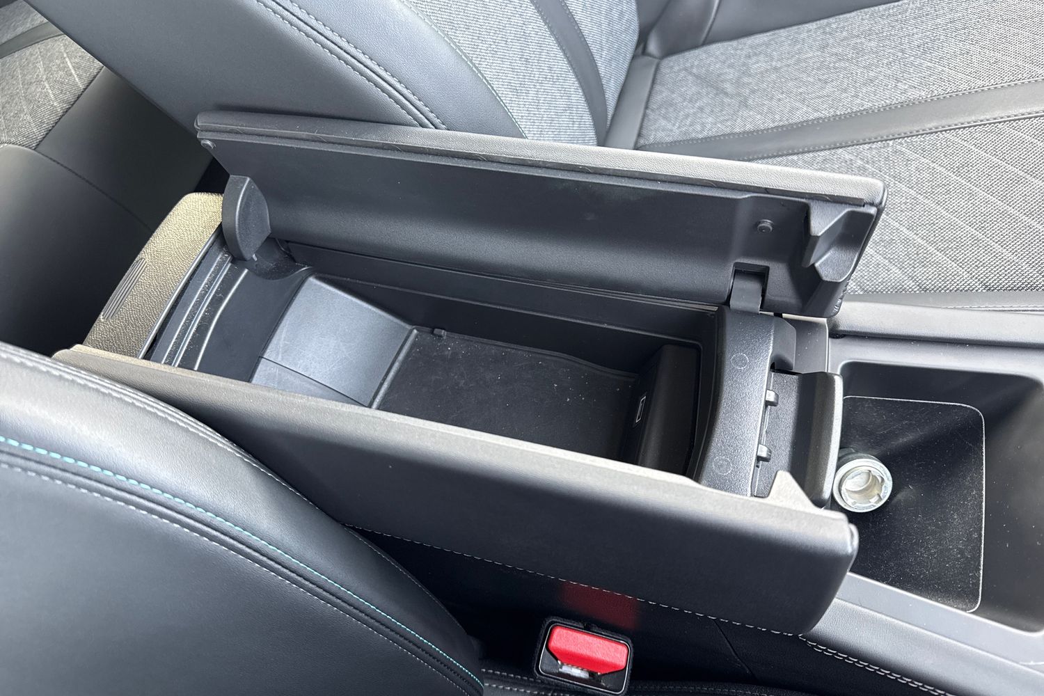 Used Peugeot 408 2024 for sale - 76405871: Photo 60