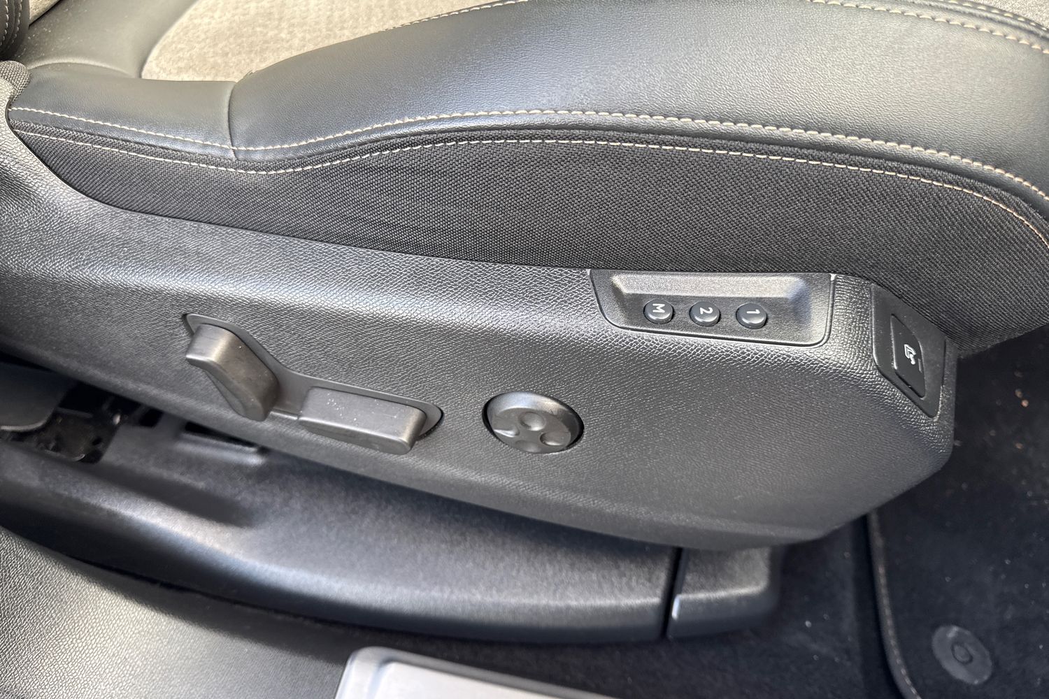 Used Peugeot 3008 2021 for sale - 76480908: Photo 40