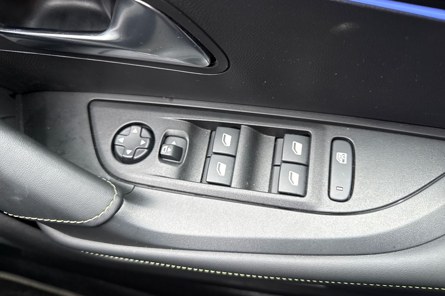 Used Peugeot 2008 2025 for sale - 77282134: Photo 41