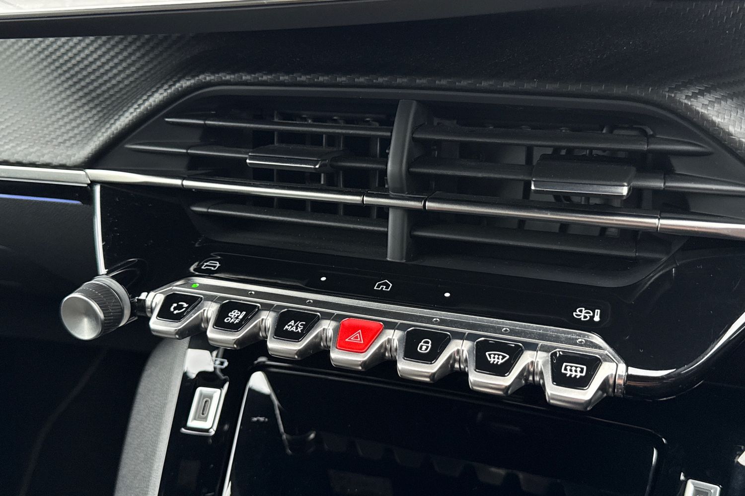 Used Peugeot 2008 2025 for sale - 77282134: Photo 51