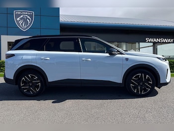 Used Peugeot 5008 2025 for sale - 78502100: Photo