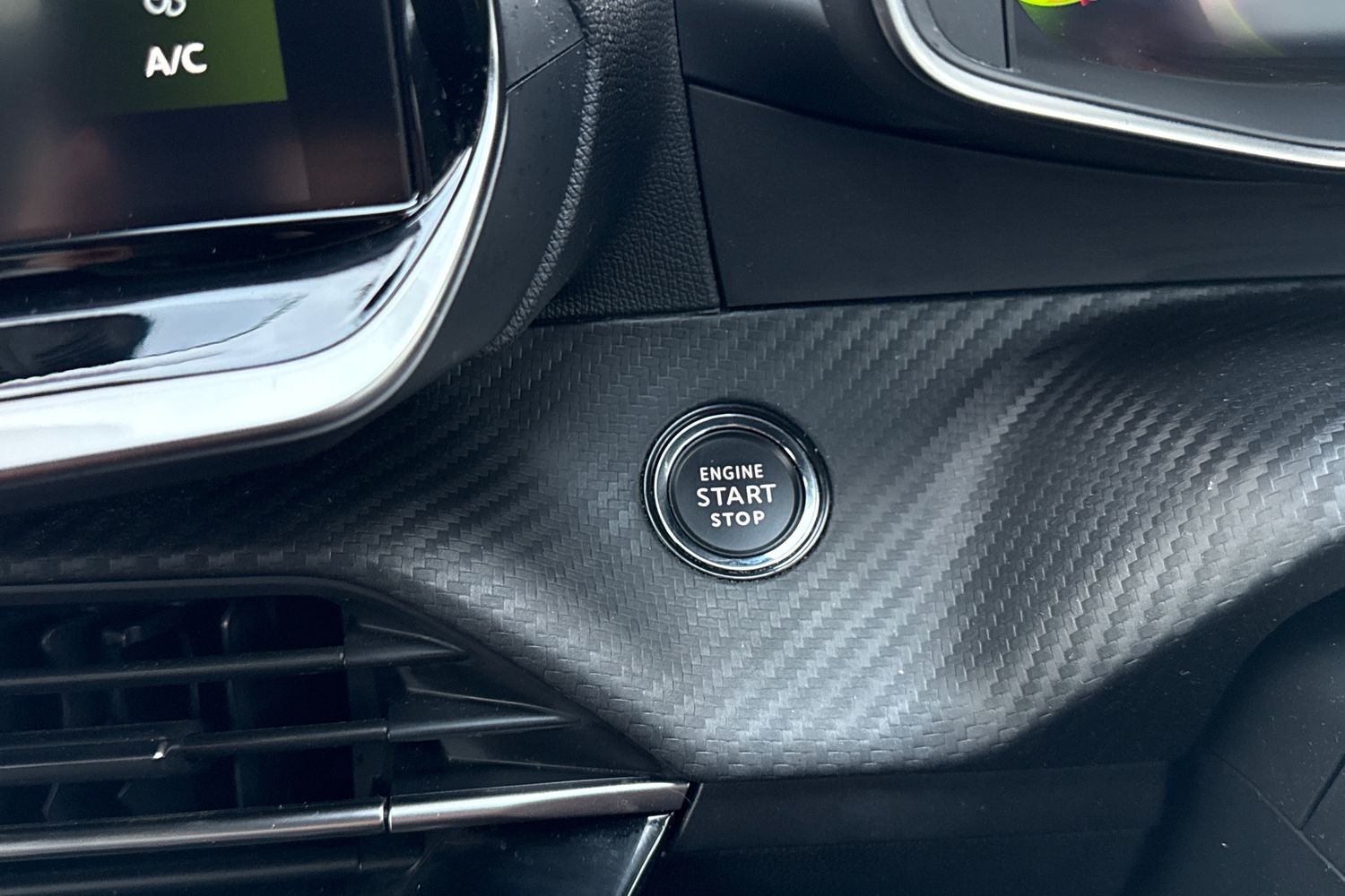 Used Peugeot 2008 2023 for sale - 76502871: Photo 53