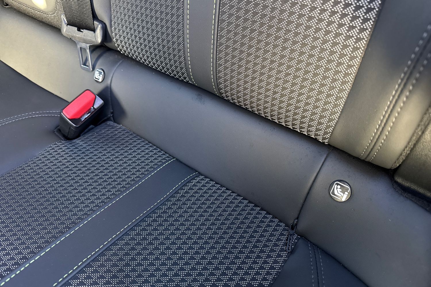 Used Peugeot E-2008 2022 for sale - 76789588: Photo 31