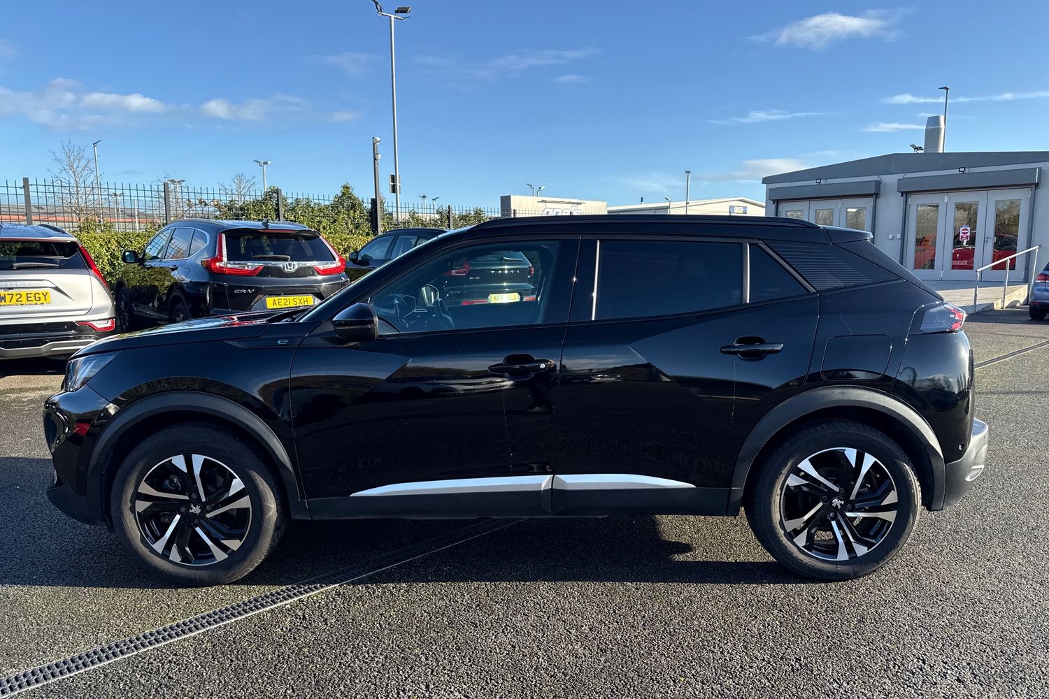 Used Peugeot E-2008 2022 for sale - 76789588: Photo 33