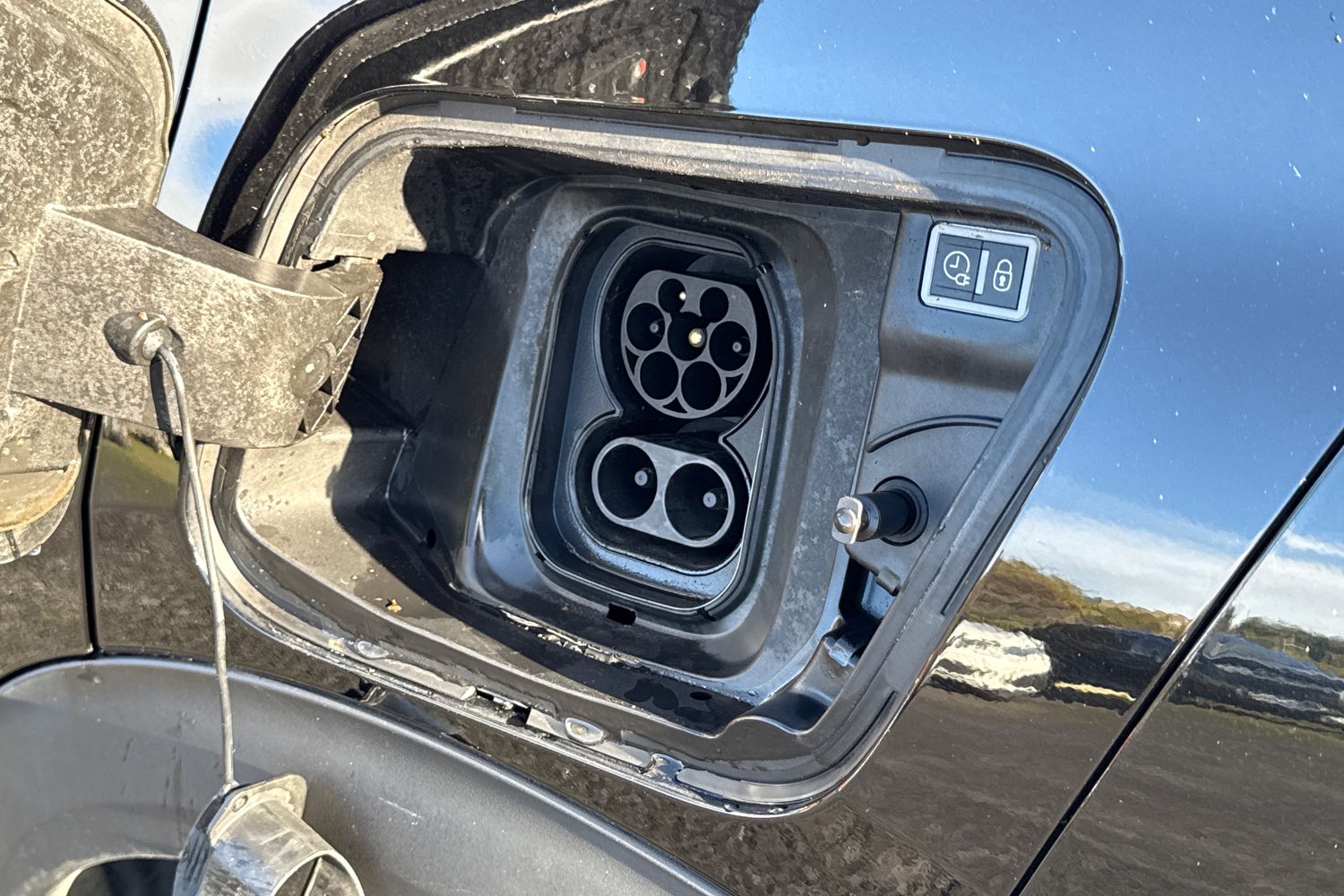 Used Peugeot E-2008 2022 for sale - 76789588: Photo 34