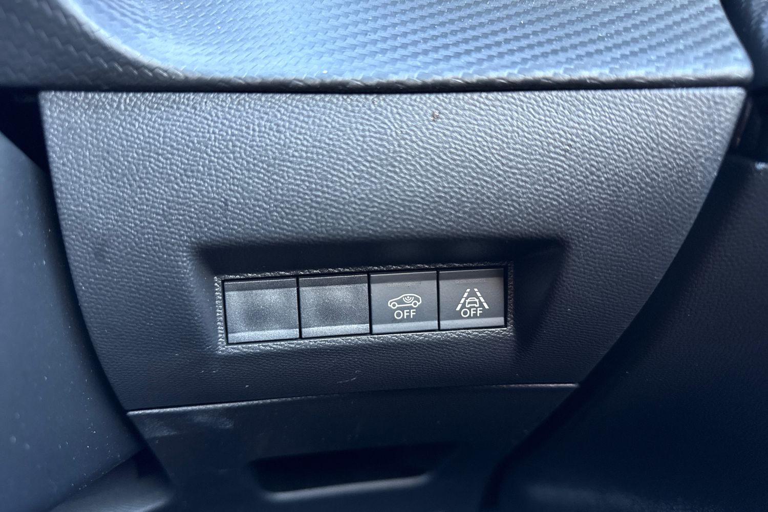 Used Peugeot E-2008 2022 for sale - 76789588: Photo 43