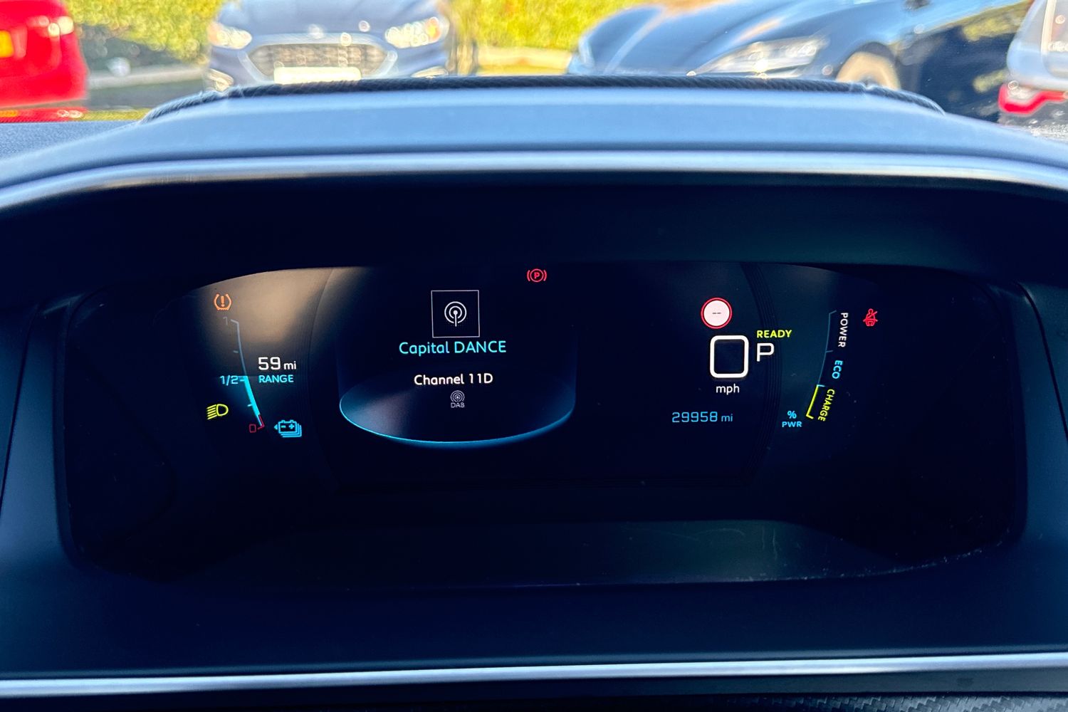 Used Peugeot E-2008 2022 for sale - 76789588: Photo 44