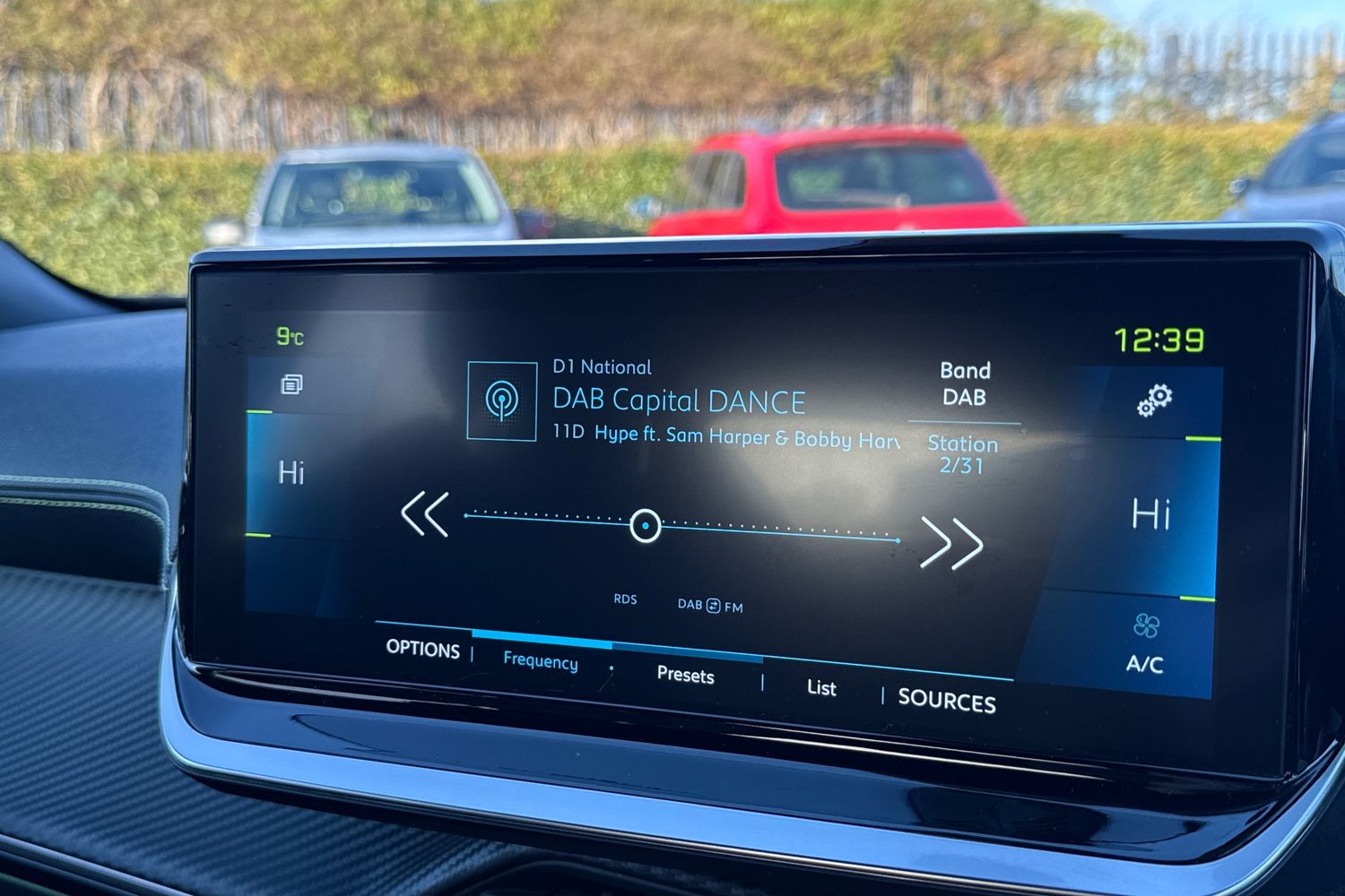 Used Peugeot E-2008 2022 for sale - 76789588: Photo 46