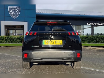 Used Peugeot E-2008 2022 for sale - 76789588: Photo