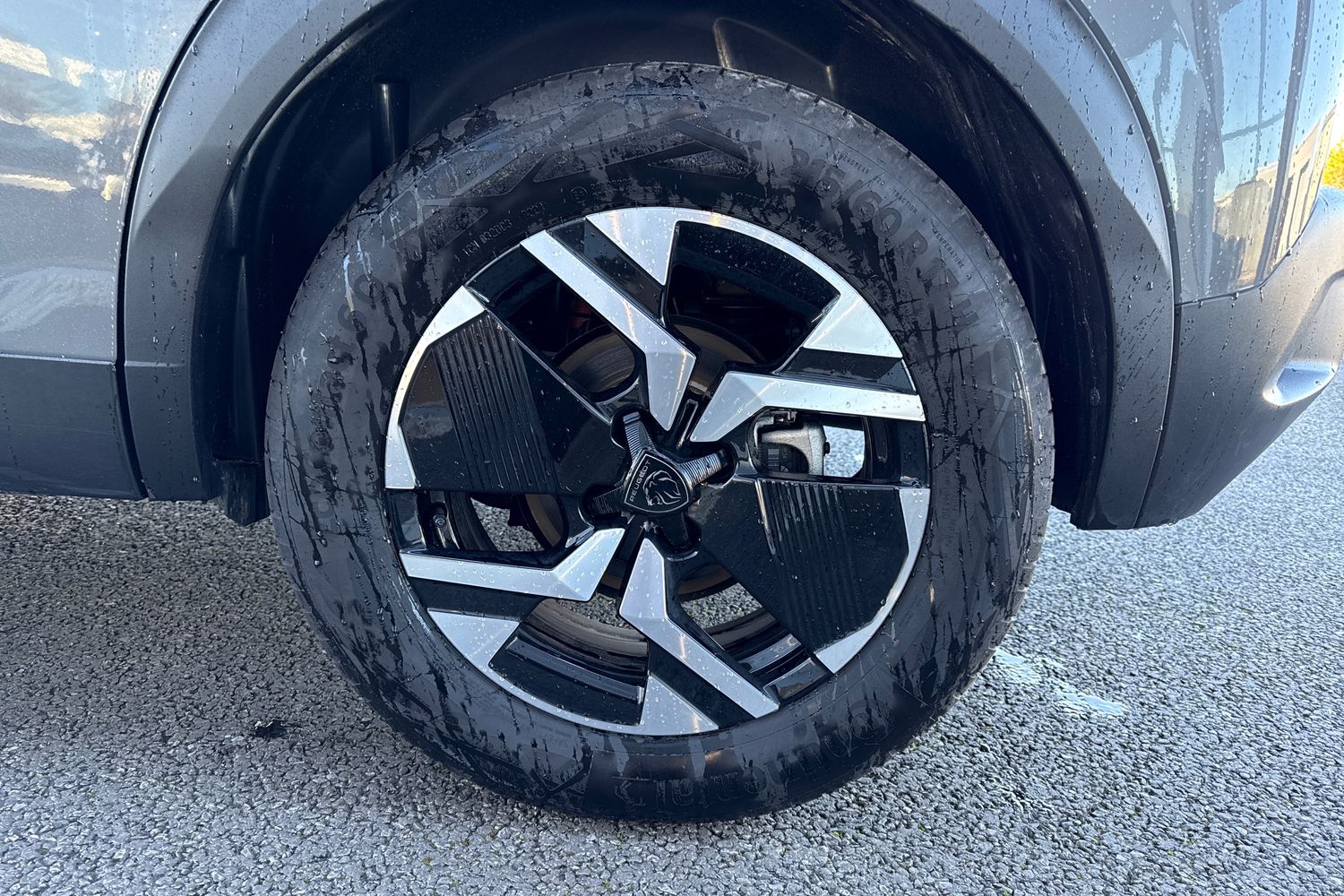 Used Peugeot E-2008 2024 for sale - 77382488: Photo 11