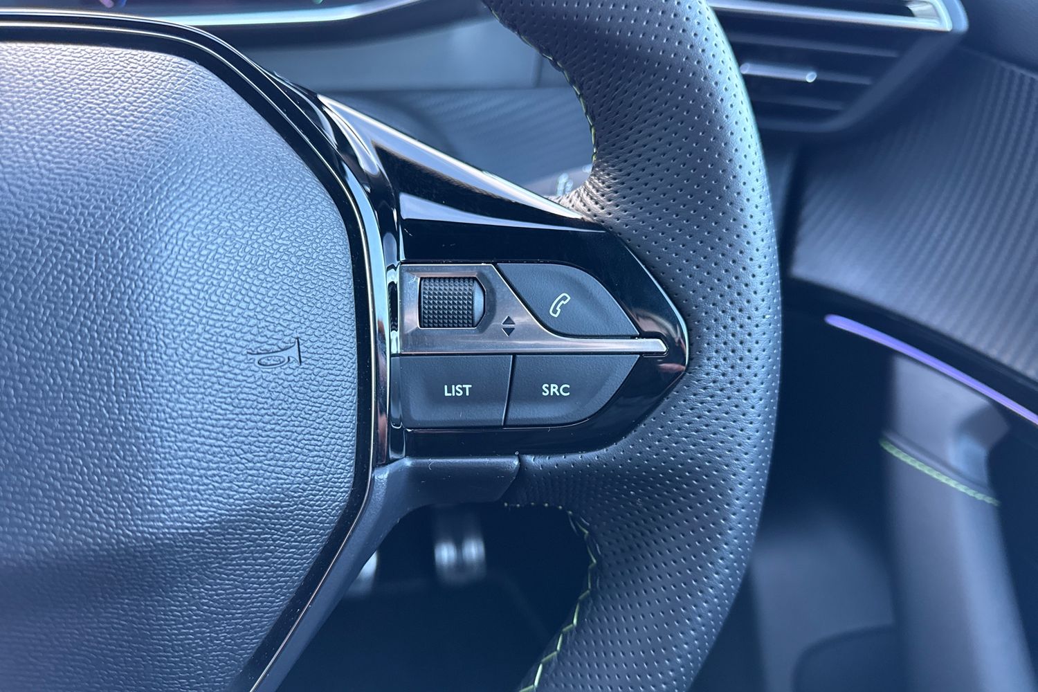 Used Peugeot E-2008 2024 for sale - 77382488: Photo 39