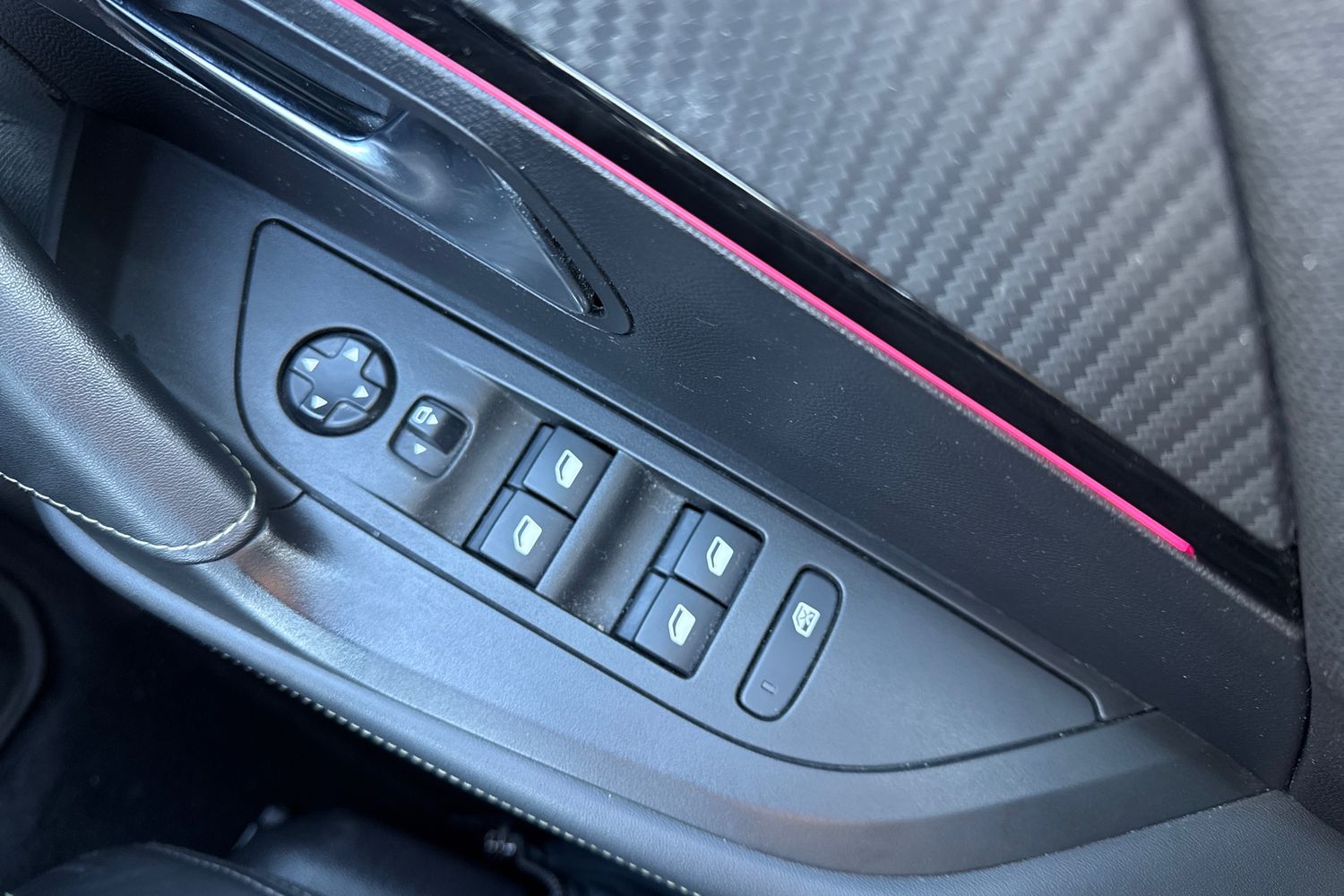 Used Peugeot 2008 2022 for sale - 78024890: Photo 43