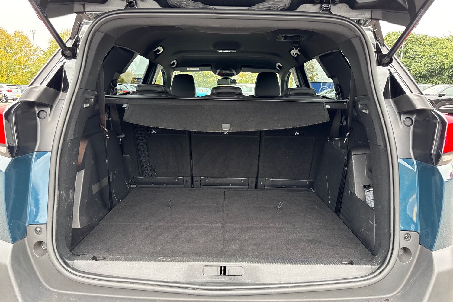 Used Peugeot 5008 2023 for sale - 76588031: Photo 10