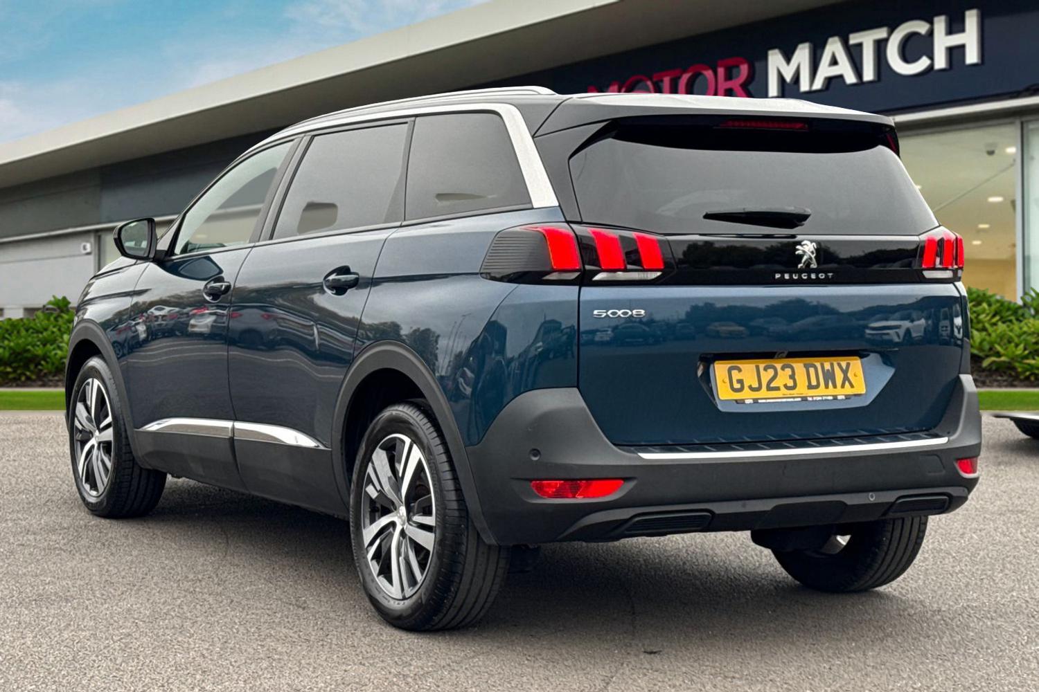 Used Peugeot 5008 2023 for sale - 76588031: Photo 2