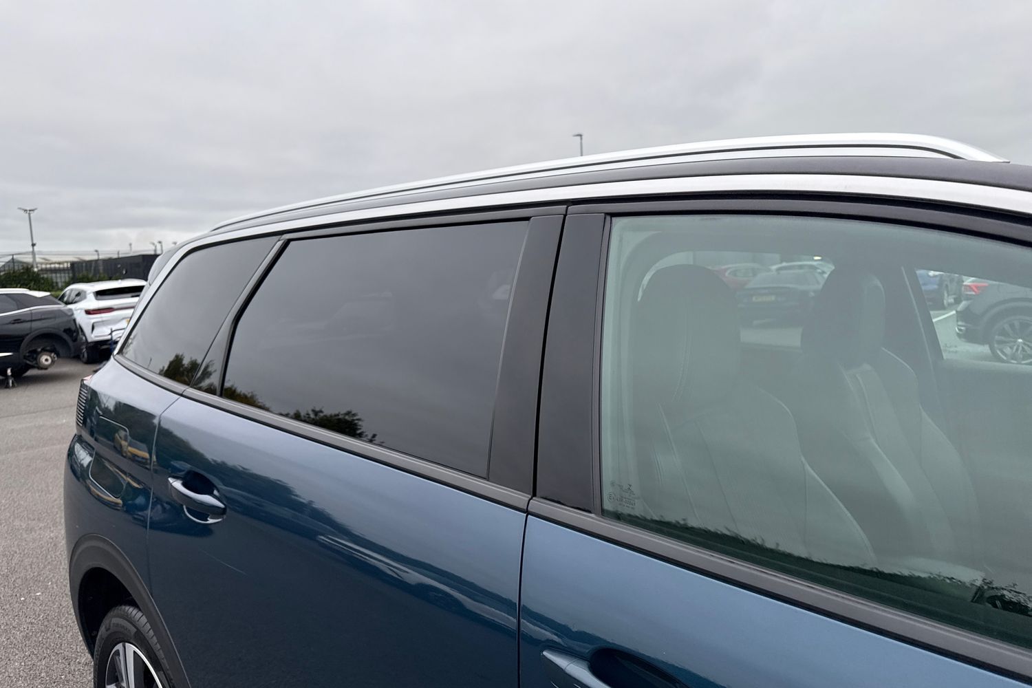 Used Peugeot 5008 2023 for sale - 76588031: Photo 36