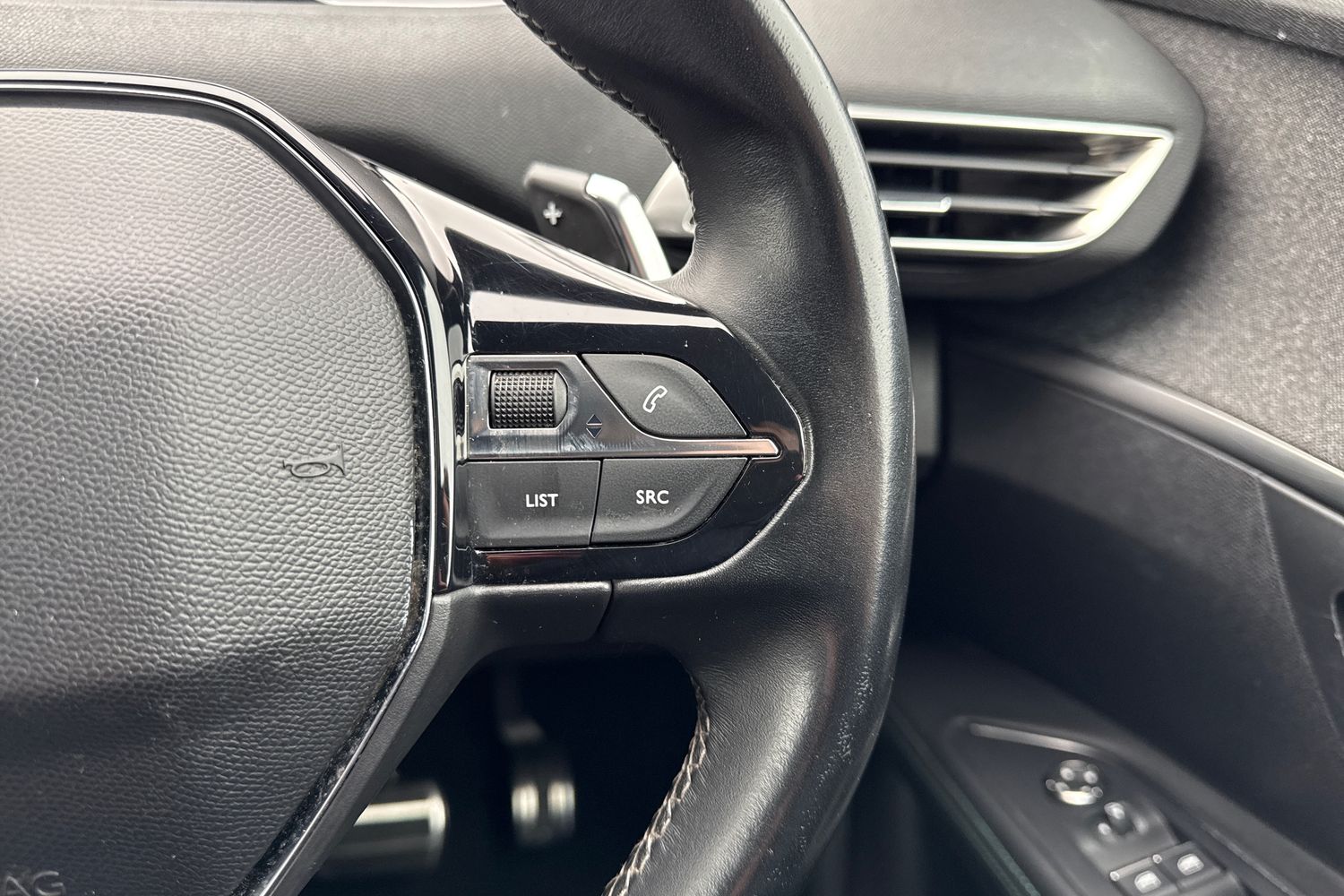 Used Peugeot 5008 2023 for sale - 76588031: Photo 40