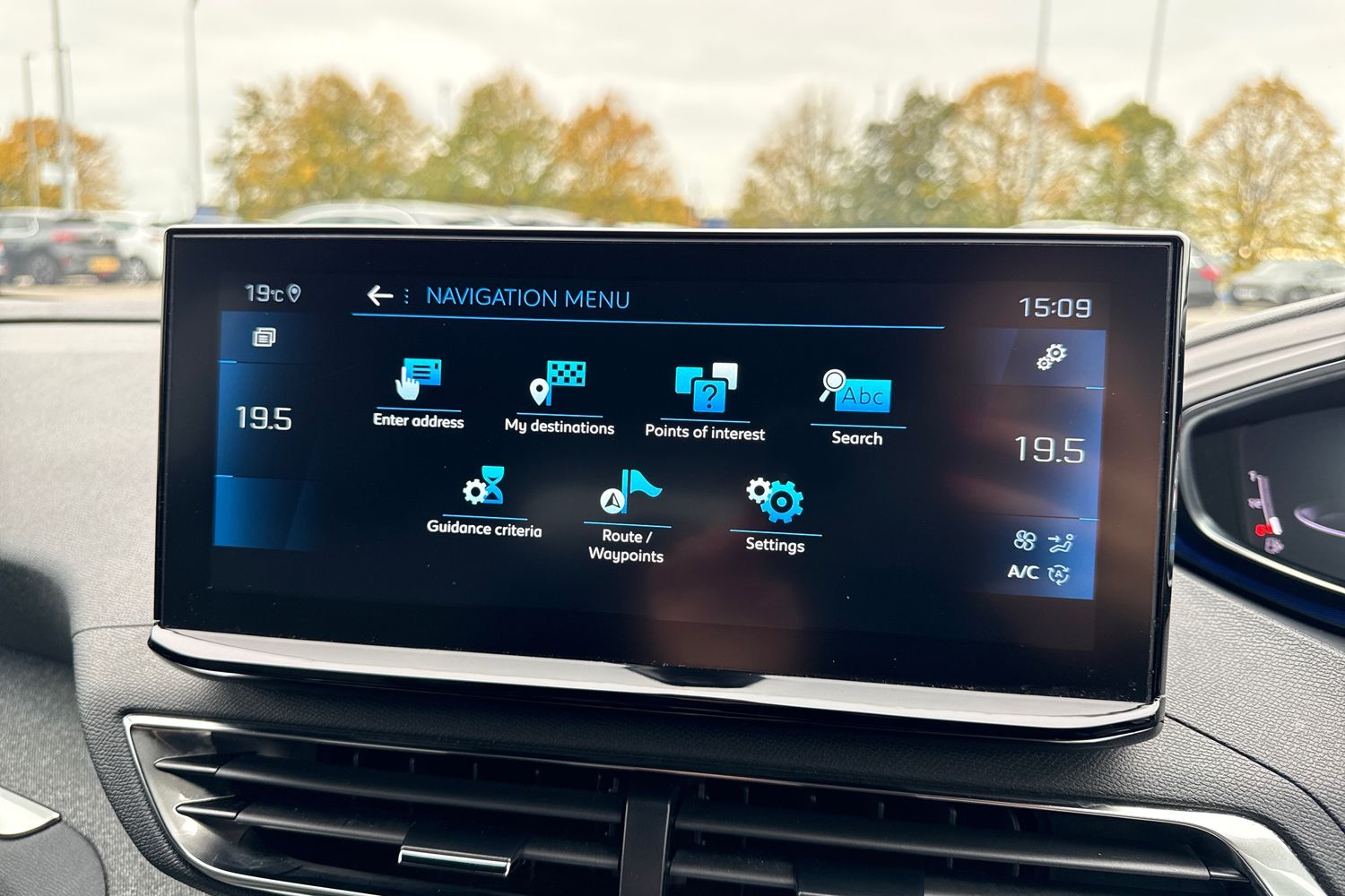 Used Peugeot 5008 2023 for sale - 76588031: Photo 51