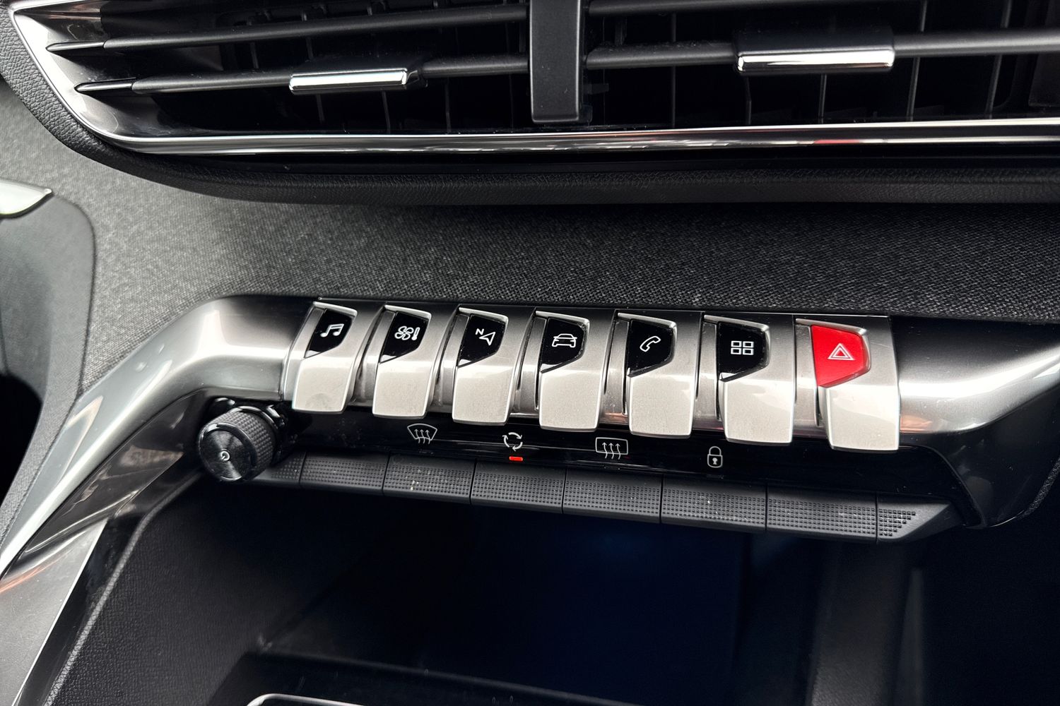 Used Peugeot 5008 2023 for sale - 76588031: Photo 55