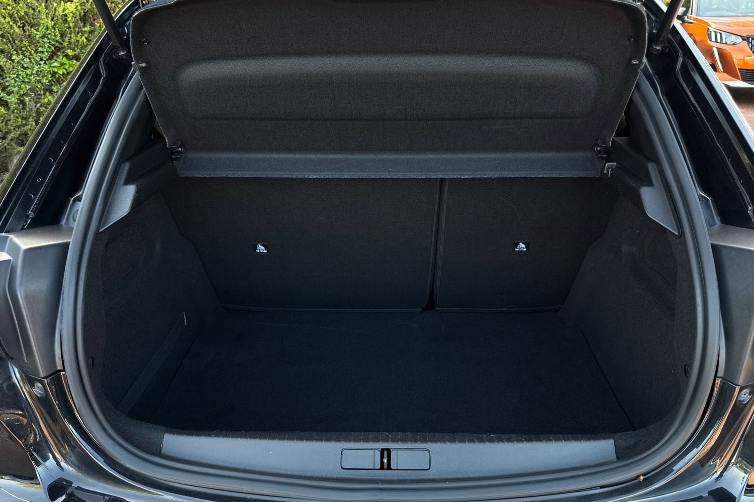 Used Peugeot 208 2023 for sale - 78163490: Photo 6