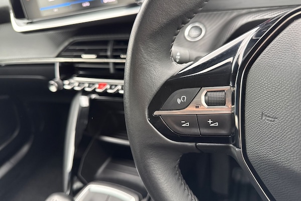 Used Peugeot 2008 2022 for sale - 76286669: Photo 35