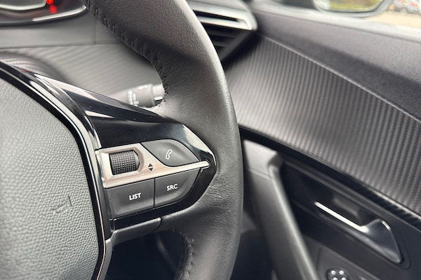 Used Peugeot 2008 2022 for sale - 76286669: Photo 36