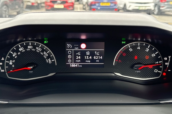 Used Peugeot 2008 2022 for sale - 76286669: Photo 39