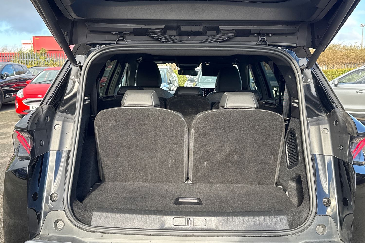 Used Peugeot 5008 2025 for sale - 77886488: Photo 41