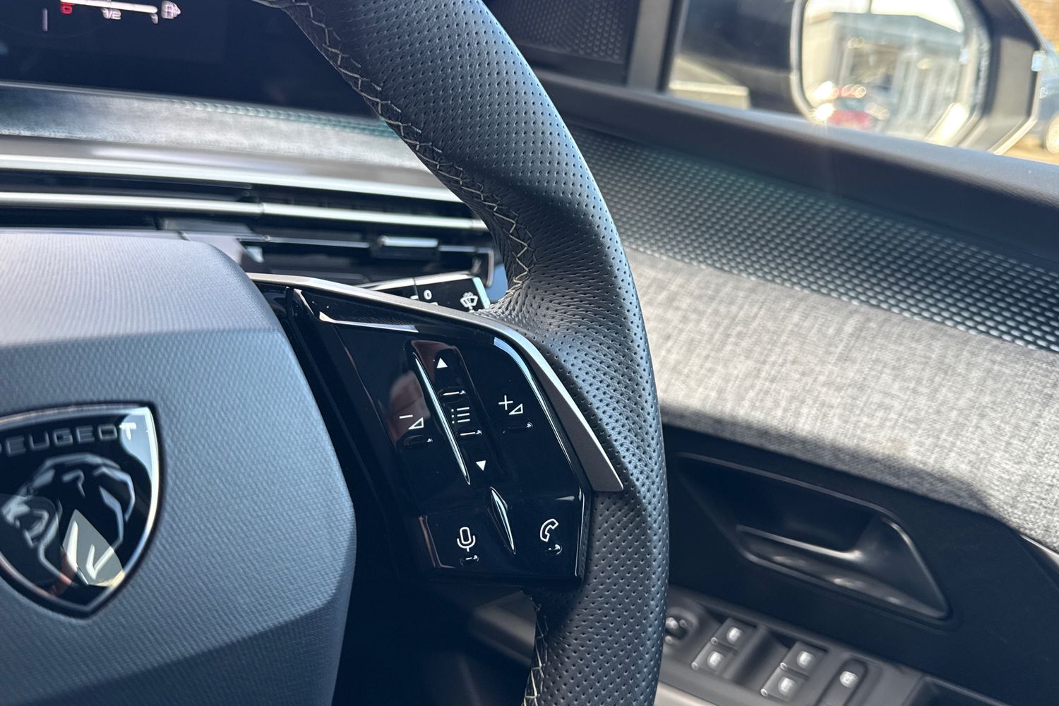 Used Peugeot 5008 2025 for sale - 77886488: Photo 43