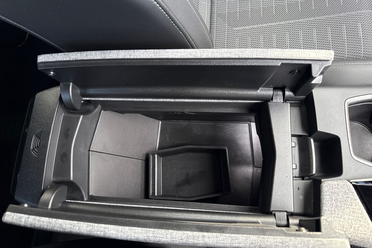 Used Peugeot 5008 2025 for sale - 77886488: Photo 60