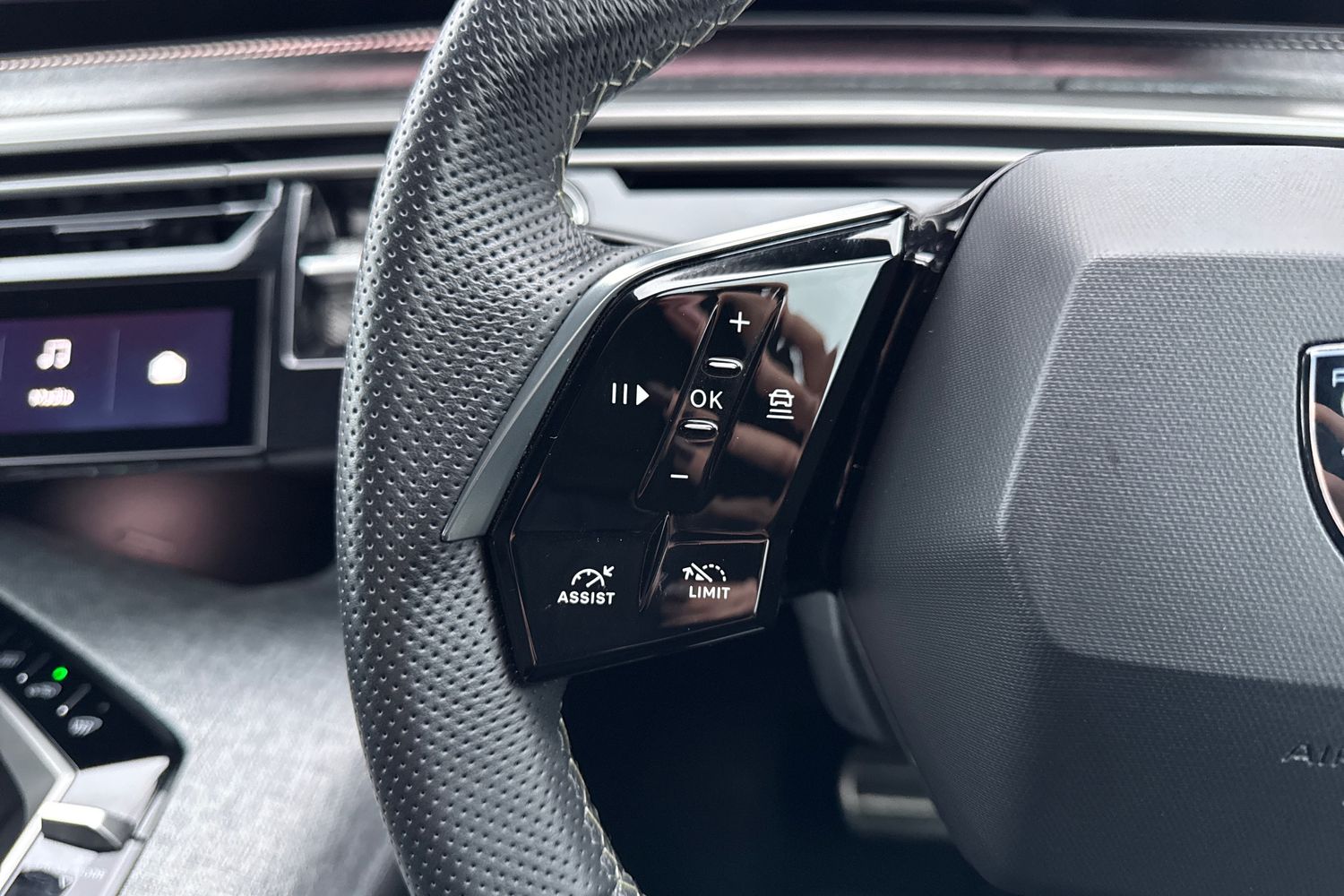 Used Peugeot 3008 2024 for sale - 76553591: Photo 38