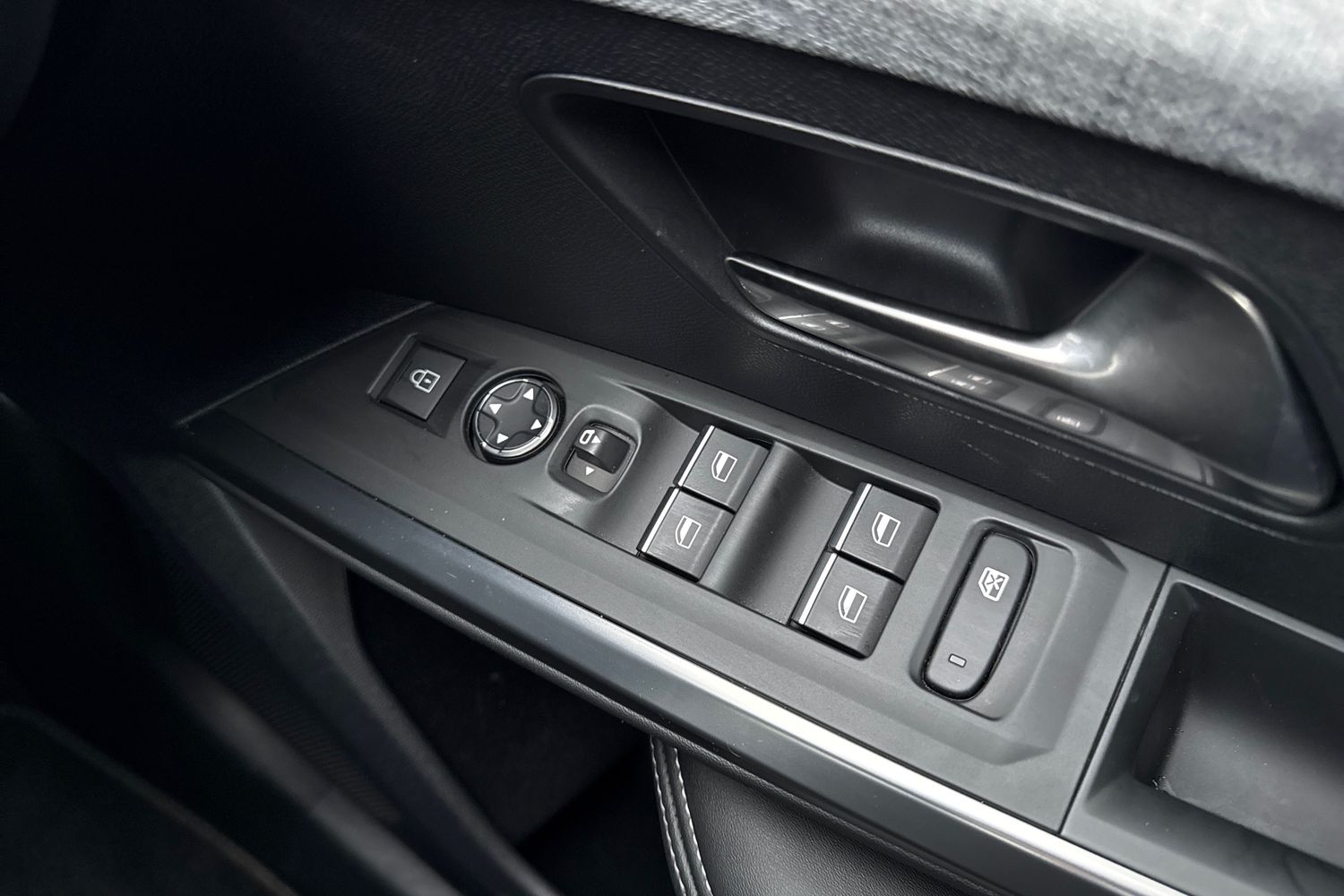 Used Peugeot 3008 2024 for sale - 76553591: Photo 42