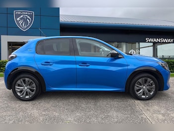Used Peugeot E-208 2022 for sale - 79082648: Photo